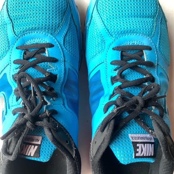 Blue Nike Running shoes - Picture 5 of 6